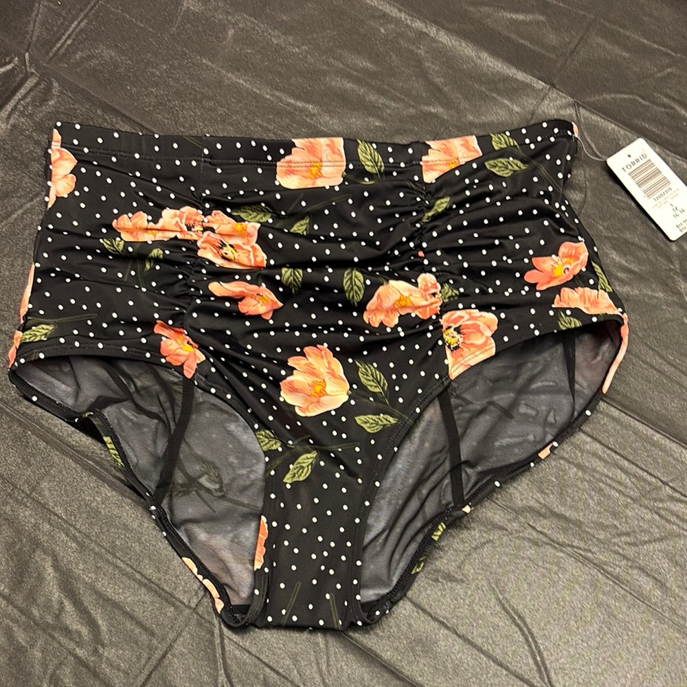 Torrid Black and Silver Fabric
